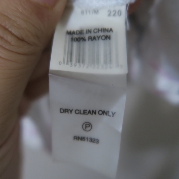 Vince Camuto White Grid Plaid Long Sleeve‎ Top Button Down Career Flowy - Picture 9 of 13